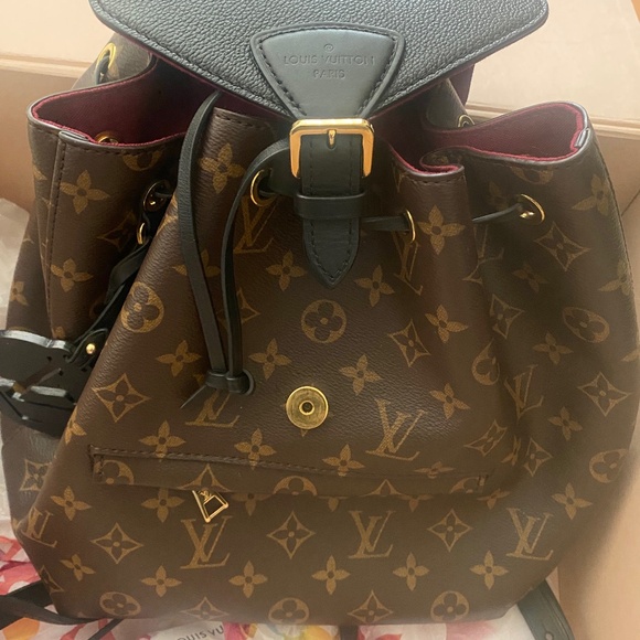 Louis vuitton backpack - Picture 1 of 4